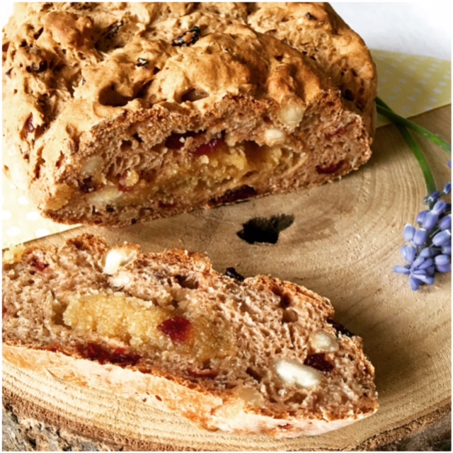 Glutenvrij Paasbrood met spijs