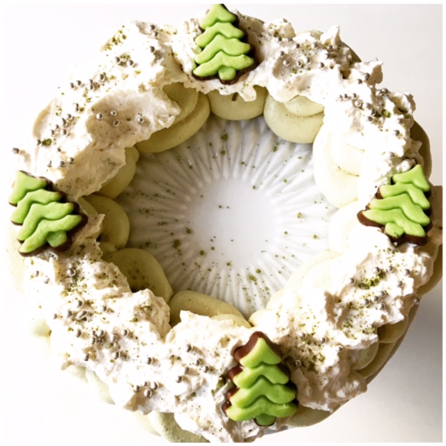 Matcha Pavlova with coconut cream