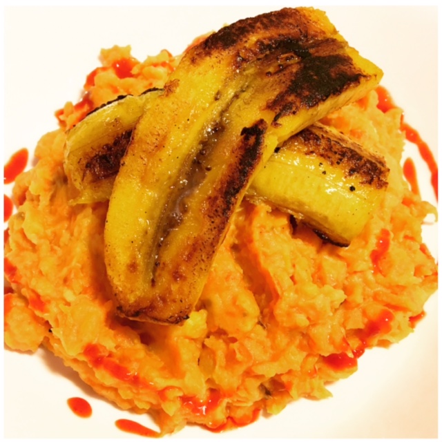 Stampot met zoete aardappel, pompoen & bakbanaan (sweetpotato mash with pumpkin & plantain)